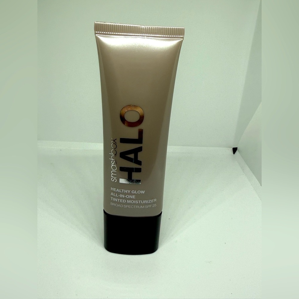 Smashbox Halo Healthy Glow‎ All In One Tinted Moisturizer~Shade Deep~1.4 oz/40mL